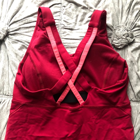 Lululemon running tank Sz. 8 - Picture 2 of 3